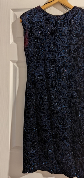 Dress - Picture 2 of 2